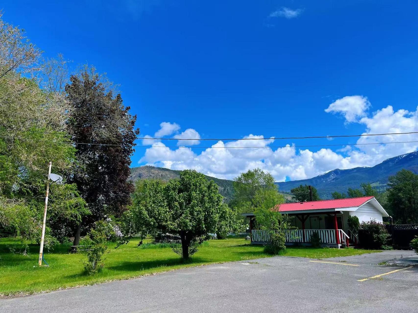 Rivermount Motel Little Fort Kültér fotó